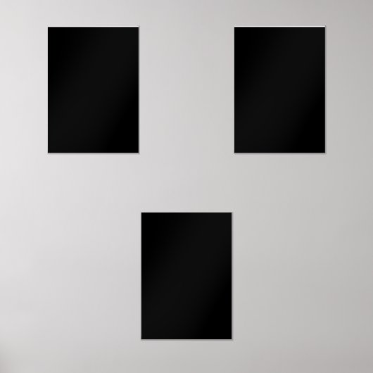 Une horloge blanche affichée en évidence contre un (Recto)