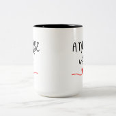 Une Infirmière Avec Mug Coeur (Centre)