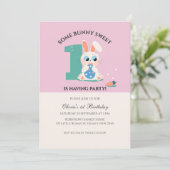 Une invitation à l'anniversaire de lapin doux lapi (Debout devant)