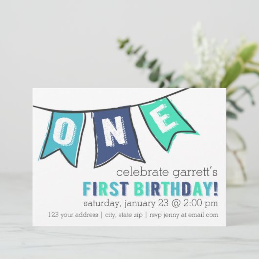 Une invitation de bannière - garçon (Debout devant)