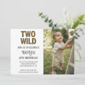 UNE INVITATION SAUVAGE (Debout devant)