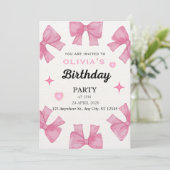 Une jolie invitation à une fête d'anniversaire (Debout devant)