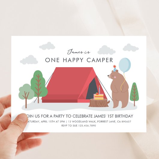 Une joyeuse invitation à l'anniversaire du camping