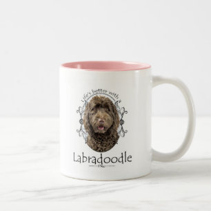 Une meilleure tasse de Labradoodle de la vie