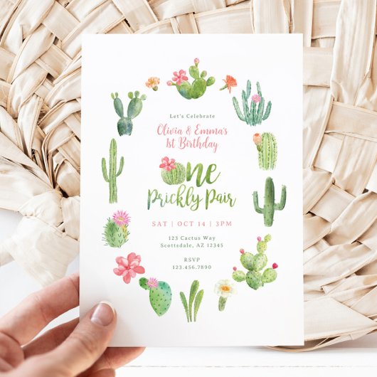 Une Paire Prickly Twin 1er Anniversaire Invitation