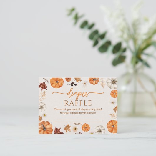 Une Petite Carte Citrouille De Refroidissement (Debout devant)