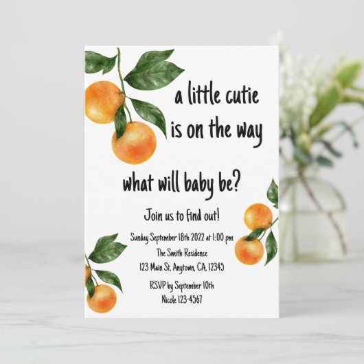 Une Petite Cutie Genre Révéler Invitation (Debout devant)