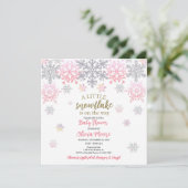 Une petite invitation au baby shower Snowflake (Debout devant)