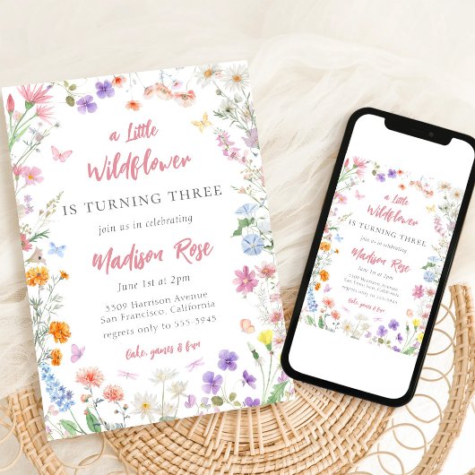 Une petite invitation d'anniversaire florale de fl