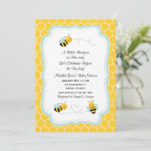 Une petite invitation de douche de bébé abeille (Debout devant)