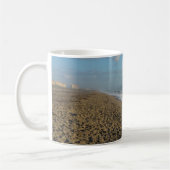 Une Plage De cacao Matin Café Mug (Gauche)