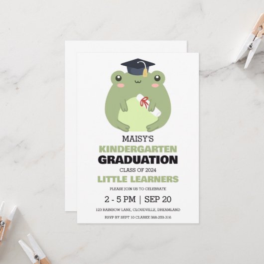 Une simple invitation à la remise des diplômes de (Devant/Arrière en situation)