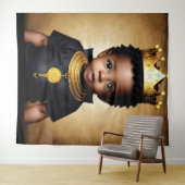 Une tapisserie de roi enfant (En situation (horizontale))