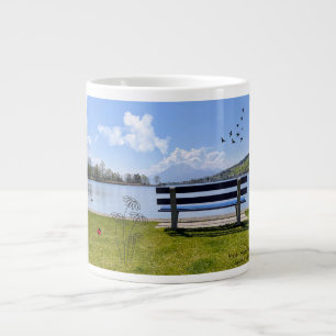 Une tasse à motif naturel pour des moments tranqui