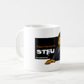 Une tasse chaude de STFU (Devant gauche)