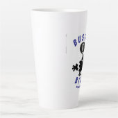 Une tasse en latte avec le logo Busted Bird (Devant)
