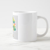 Une tasse simple pour regarder et boire un verre d (Droite)