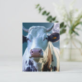 Une vache et la carte postale de la lune (Debout devant)