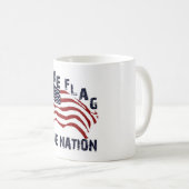 UNE VÉRITABLE TASSE DE PATRIOTE (Devant droit)