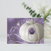Une vraie carte de table Mariage Fairy Tale Violet (Debout devant)