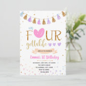 unFOURgettable uitnodiging voor verjaardag (Staand voorkant)