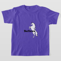 Unicorn Believe Design - T-shirt de base pour fill