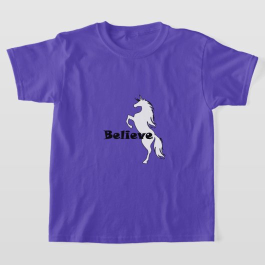 Unicorn Believe Design - T-shirt de base pour fill (Poser)