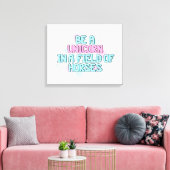 Unicorn | Eenhoorn zijn in een gebied waar paarden Canvas Afdruk (Insitu (Woonkamer))