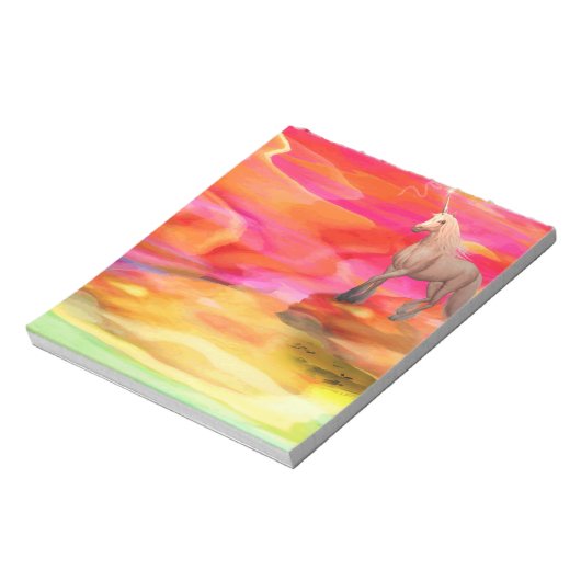 Unicorn in de gekleurde woestijn notitieblok (Gedraaid)