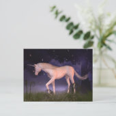 Unicorn in een Misty Forest Glade Briefkaart (Staand voorkant)