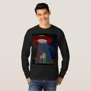 Unicorn onder UFO-regenboogstraal bij nacht, ZKoA T-shirt