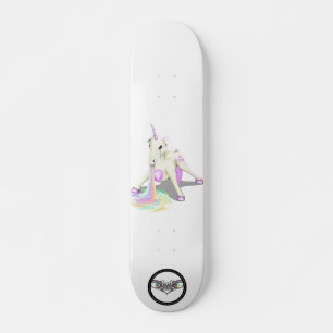 Unicorn puking regenboogster paarse sterren skateboard