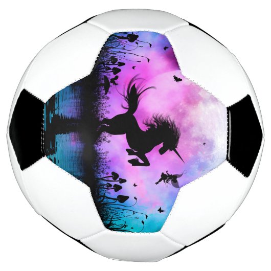 Unicorne avec petite fée (Tourné)