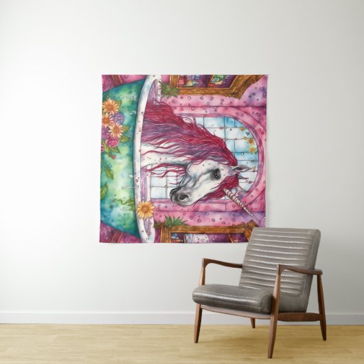 Unicorne dans la tapisserie de la baignoire (En situation (horizontale))