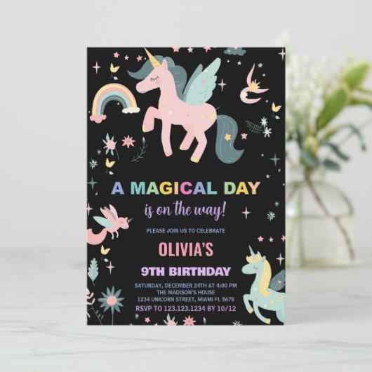 Unicorne rose Invitations d'anniversaire (Debout devant)