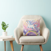 Unicorne sur Rainbow Editable Name Coussin (Chaise)