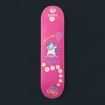 Unicorne sur skateboard avec légendes personnalisé<br><div class="desc">Unicorne sur skateboard avec légendes personnalisées Unicorn Personnalisé Skateboard CLIQUEZ SUR OPTION PERSONNALISER MODÈLE ET ENTREZ LE NOM. vous pouvez également personnaliser d'autres légendes. skateboard cool conçu avec des couleurs vives et pour l'arrière - plan et une licorne funky chevauchant un skateboard. Ce Skateboard est une excellente idée cadeau pour...</div>