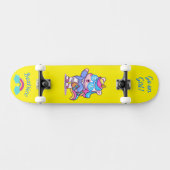 Unicorne sur skateboard avec légendes personnalisé (Horz)