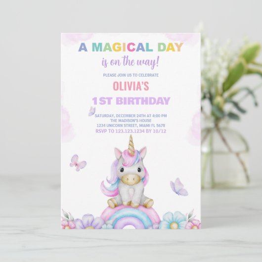 Unicornes papillon Invitations d'anniversaire (Debout devant)