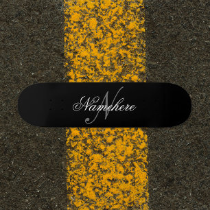 Uniek monogram voor speciale zwart-witnamen skateboard