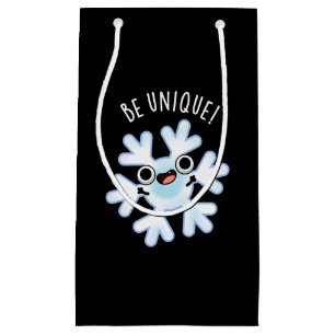 Unieke Funny Snowflake Pun Dark BG Klein Cadeauzakje