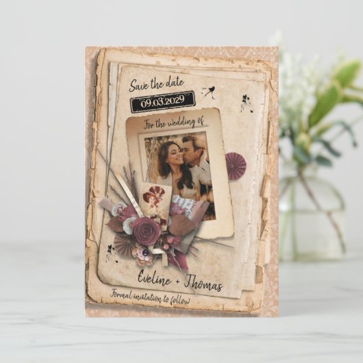 Unieke retro  blush bogundy rozen save the date (Staand voorkant)
