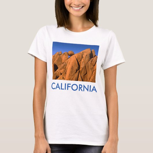 Unieke rotsformatie, Californië T-shirt (Voorkant)