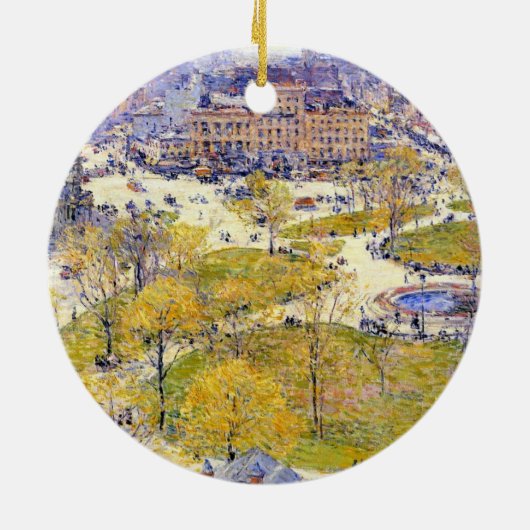 Union Square in Spring door Frederick Childe Hassa Keramisch Ornament (Achterkant)