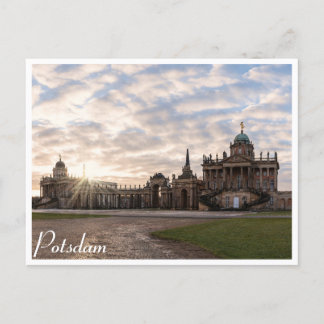Universiteit van Potsdam bij zonsondergang in Duit Briefkaart