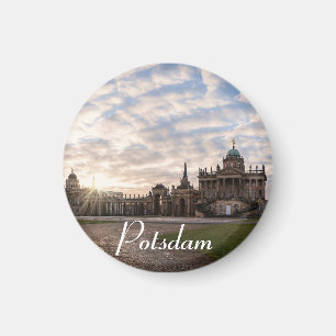 Universiteit van Potsdam bij zonsondergang in Duit Magneet