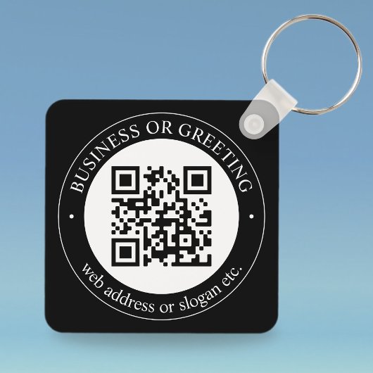 Upload je eigen QR-code en aanpasbare tekstsleutel Sleutelhanger