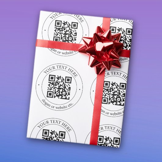 Upload uw eigen QR-code en tekst Cadeaupapier