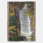 Upper Tahquamenon Falls jeter une couverture (devant Vertical)