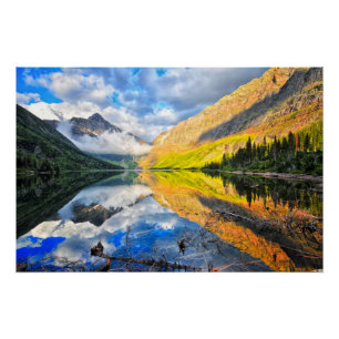 Upper Two Medicine Lake op Sunrise Perfect Poster